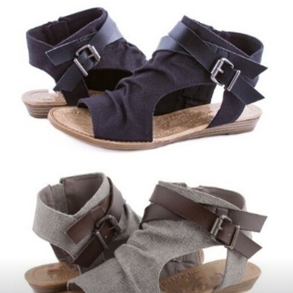 Sandals - Picture 4 of 4